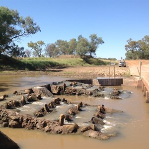 Floodway/weir at Oma Waterhole