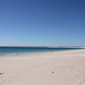 lombadina beach