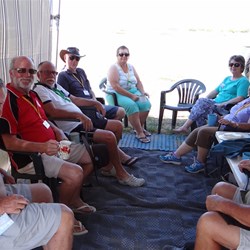 Morning tea at Rob & Glenda's.