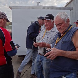 What's this?, Viv has auctioned off his dummy again.!!!  