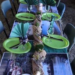 The winning table decoration.