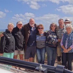 A stop to enjoy the stunning  vista of the ocean and National park.