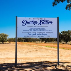 Road sign entry to Dunlop Station