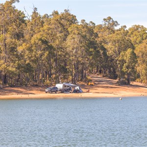 Glen Mervyn Dam day use area