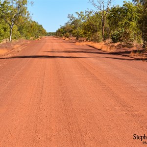 The start of the bone jarring Buchanan Highway heading west towards Top Springs