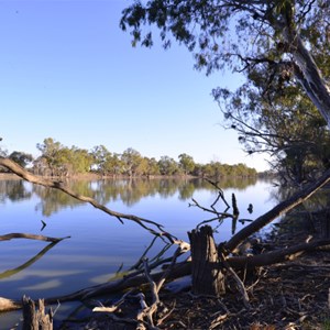 Dawn breaks at the Billabong (Outback Australia)