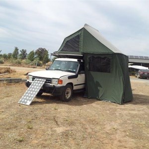 Aussie Traveller Roof top Tent (Deluxe model)