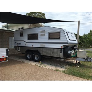 2006- 17' Bushtracker