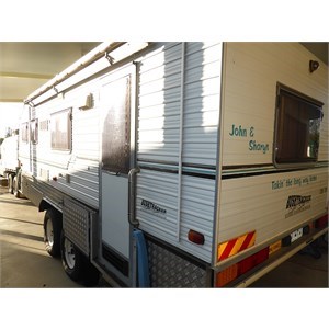 Rear L/H Cnr view