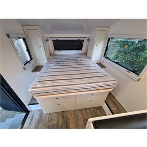 2022 20ft Bushtracker van for sale