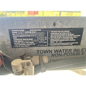 2022 20 ft bushtracker van