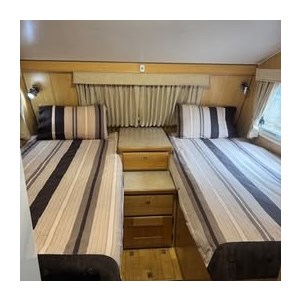 2010 Bushtracker Bunks