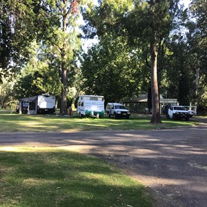 Apex Riverside Tourist Park