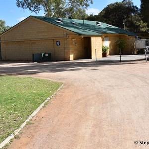 Riverbend Caravan Park 