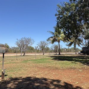 Roebuck Plains Roadhouse Caravan Park