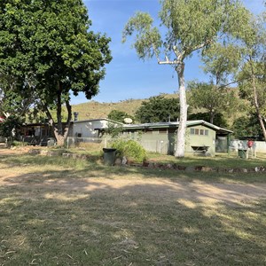 Warmun Roadhouse Caravan Park