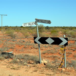 The Turn off to Yalata and the Eyre Highway