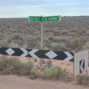 Oak Valley/Maralinga Turn Off