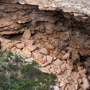 Murra El-Elevyn Cave