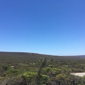 Lesueur Loop Drive Carpark