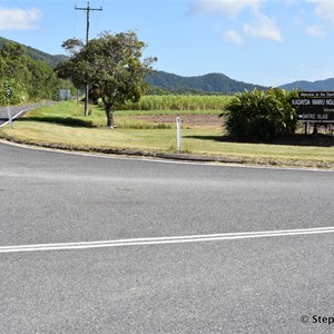 Junction Mossman-Daintree Rd & Cape Tribulation Rd