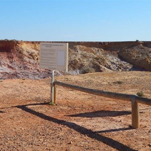 Ochre Pits (North of Lyndhurst SA)