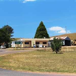 Shops and fuel supply at Nowendoc