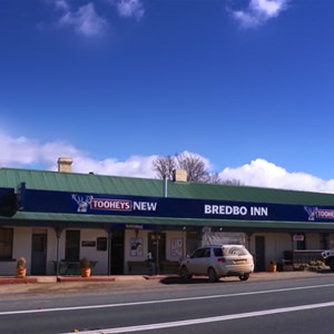 Bredbo Inn Hotel