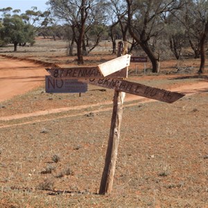 Pine Hut-Springwood Road and Scotia Sanctuary intersection