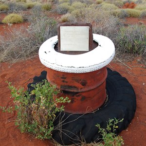 Len Beadell Plaque