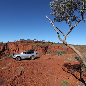 End of the track at the cliff top overlooking the falls