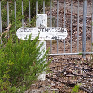 Harveys Return Cemetery