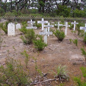 Harveys Return Cemetery