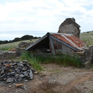 Harry Bates Cotage - Ruin