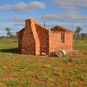 Kenella Well and Outstation Ruin