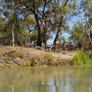 Old Hunchee Stock Bridge 