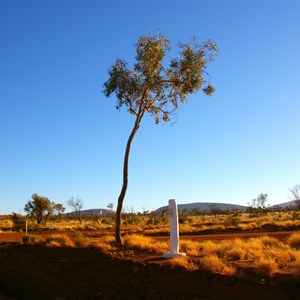 Len Beadell Marker