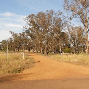 Entrance to Jayes Bridge Reserve