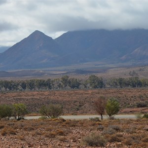 Early Settlers and Surveyors Memorial