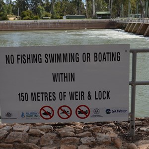 Weir & Lock 8 - Wangumma