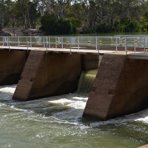 Weir & Lock 8 - Wangumma