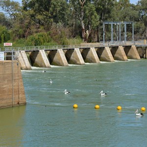 Lock 3 & Weir - Overland Corner