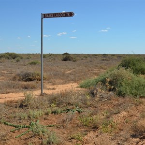 Snake Lagoon Track Turn Off - Old Main Road 