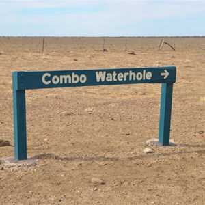 Combo Waterhole Turn Off 