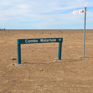 Combo Waterhole Turn Off 