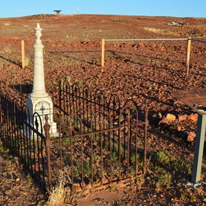 Innamincka Cemetery 