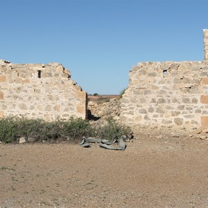 Dalhousie Springs Homestead (ruins)