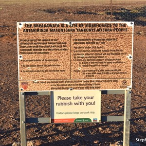 Dog Fence Information Sign - The Breakaways