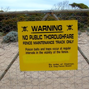 Dog Fence - Dog Fence Beach Gate