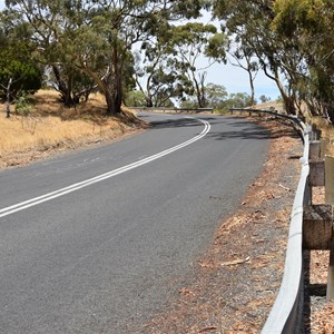 Mengler Hill Lookout Turn Off